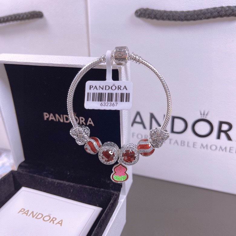 Pandora bracelet 16-21 03yxx77